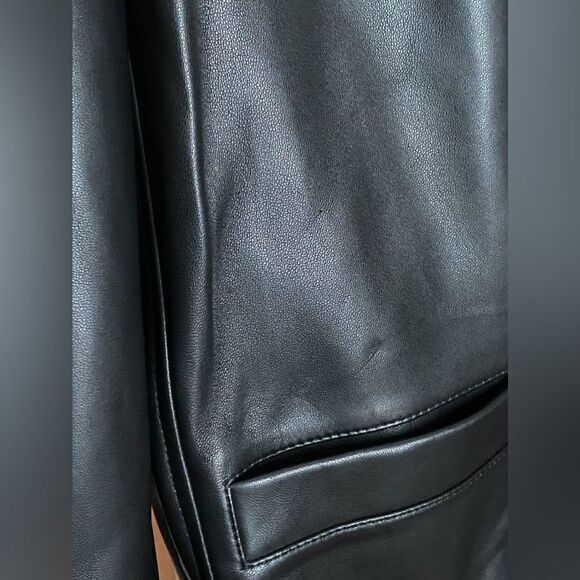 Theory Leather Crop Jacket size 4 - Picture 12 of 12